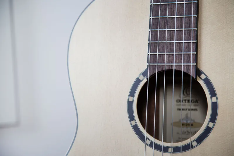 Classical guitar – TS | Talent School Dresden