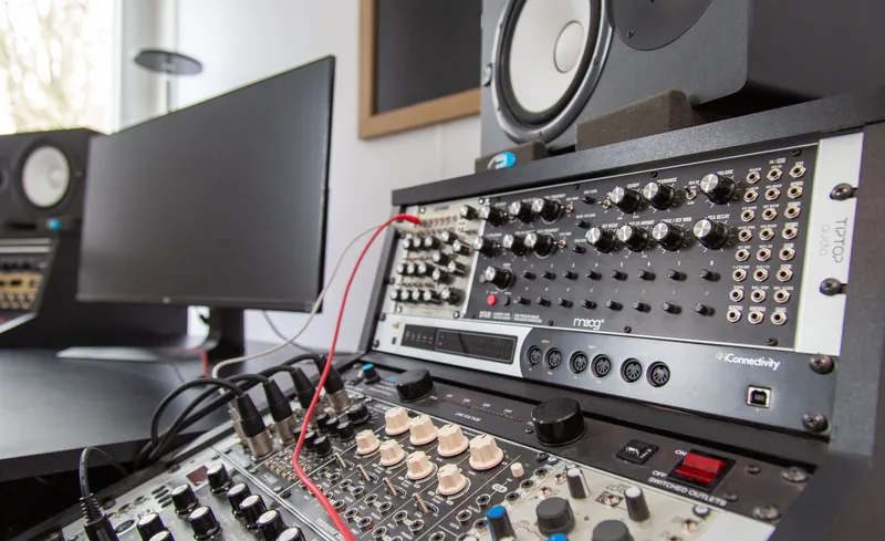 Studio equipment – TS | Talent School Dresden